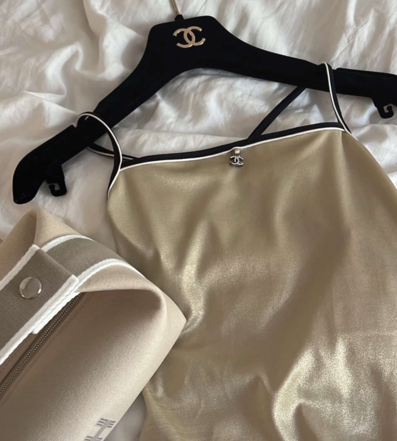 Chanel plavky alebo body
