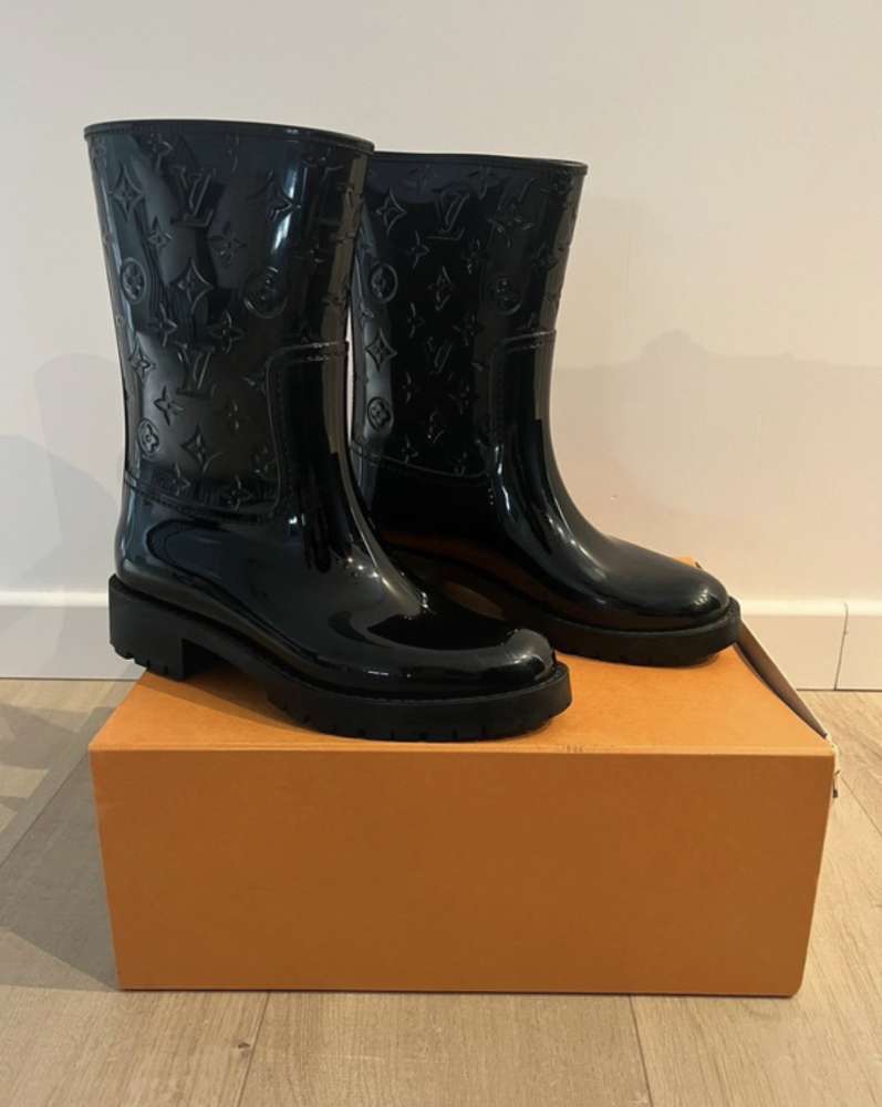 Louis Vuitton gumáky