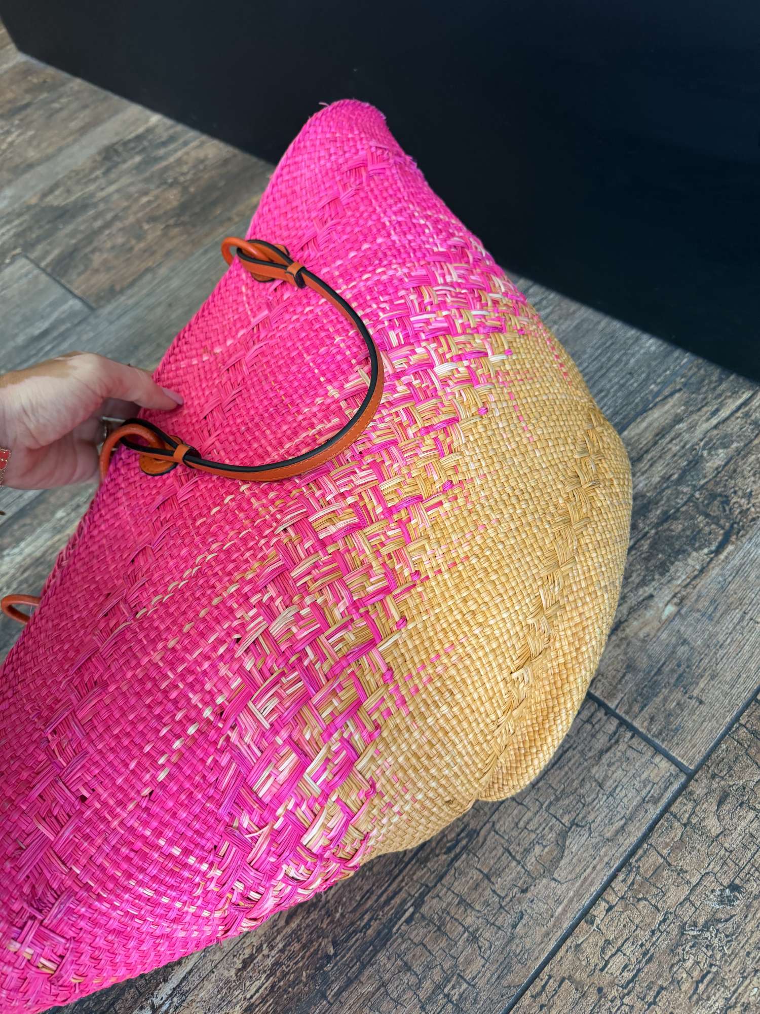 Loewe košik