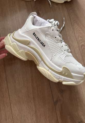 https://www.vipluxury.sk/Balenciaga tenisky