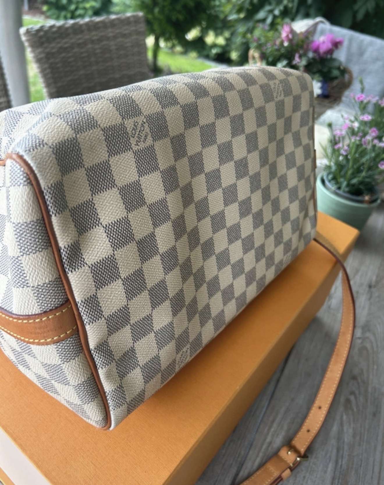 Louis Vuitton speedy 30