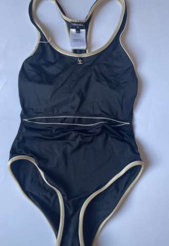 https://www.vipluxury.sk/Chanel plavky/body