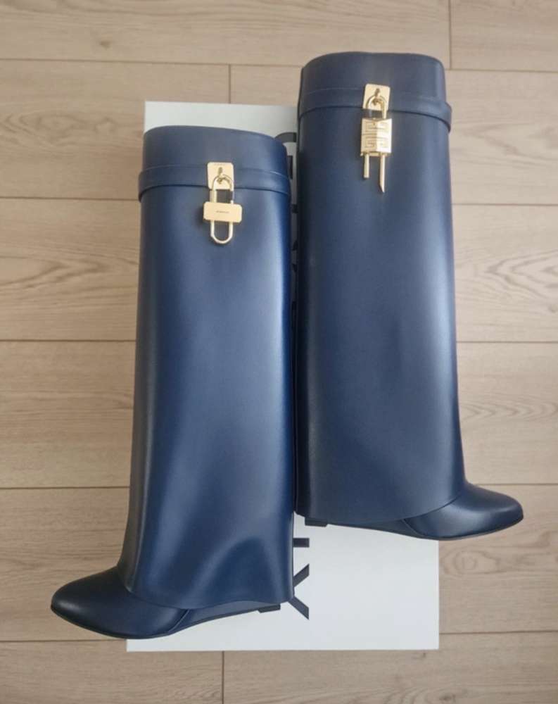 Givenchy shark Boots