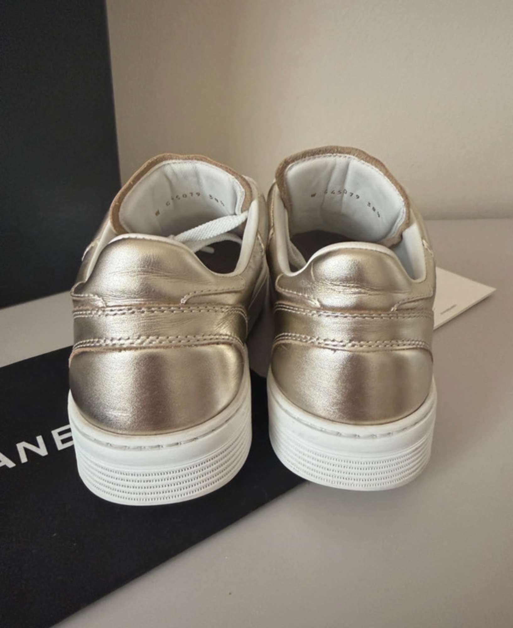 Chanel tenisky