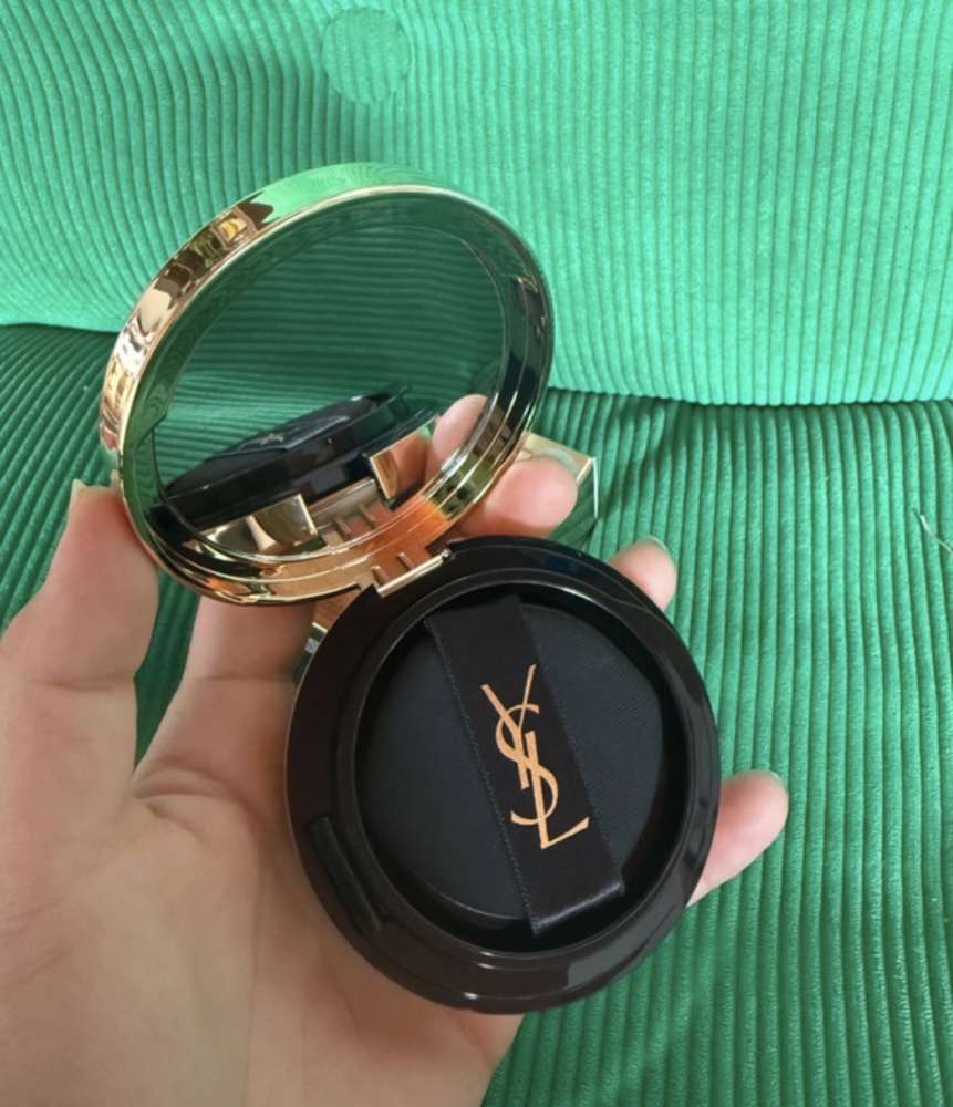 YSL pudrenka