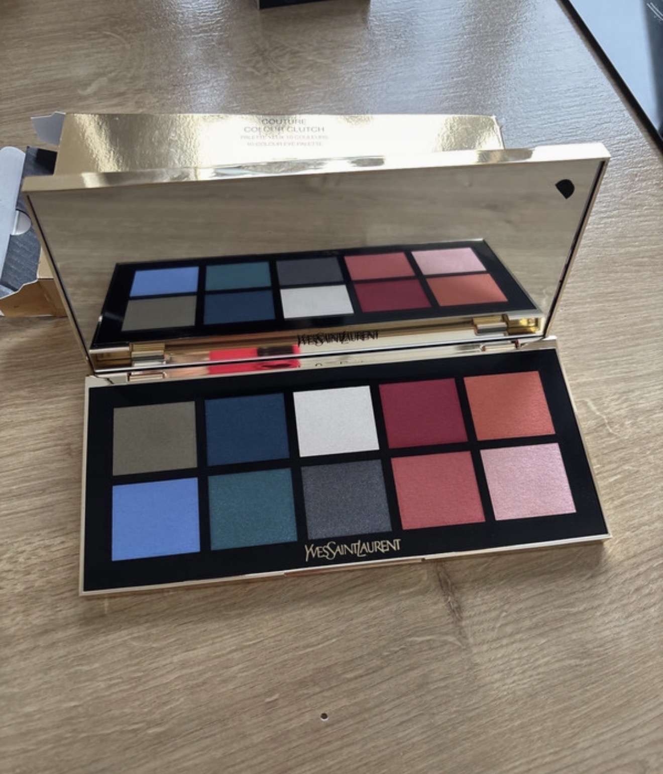 YSL tiene