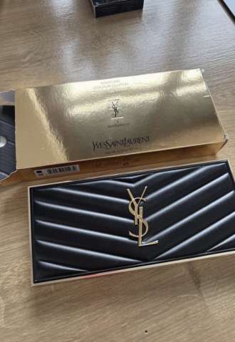 https://www.vipluxury.sk/YSL tiene