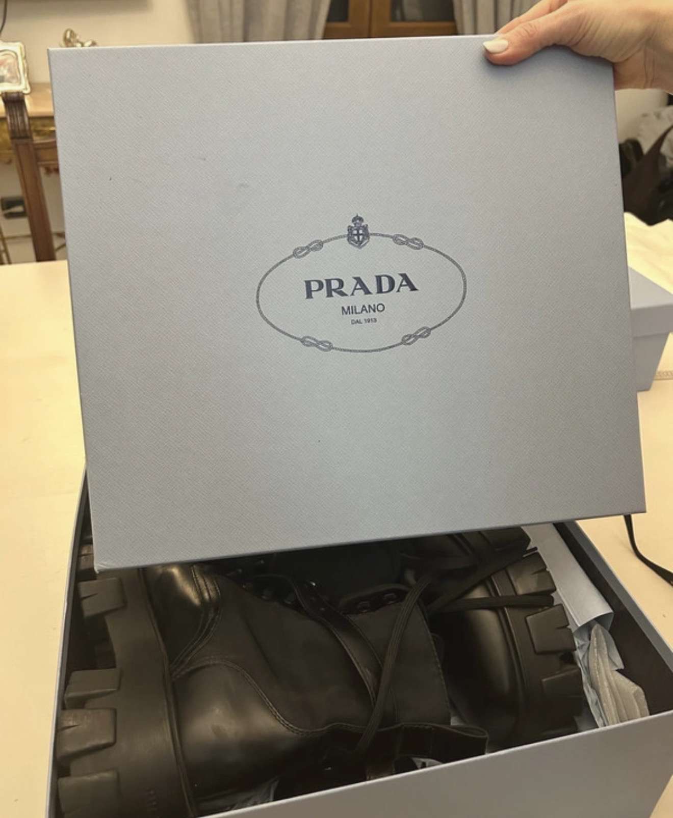 Prada čižmy