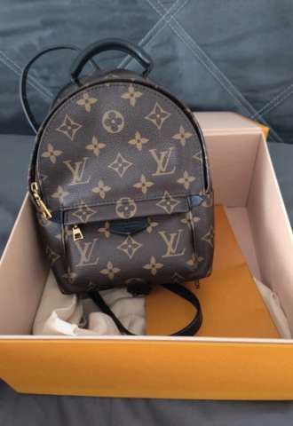 https://www.vipluxury.sk/Louis Vuitton Palm Springs PM