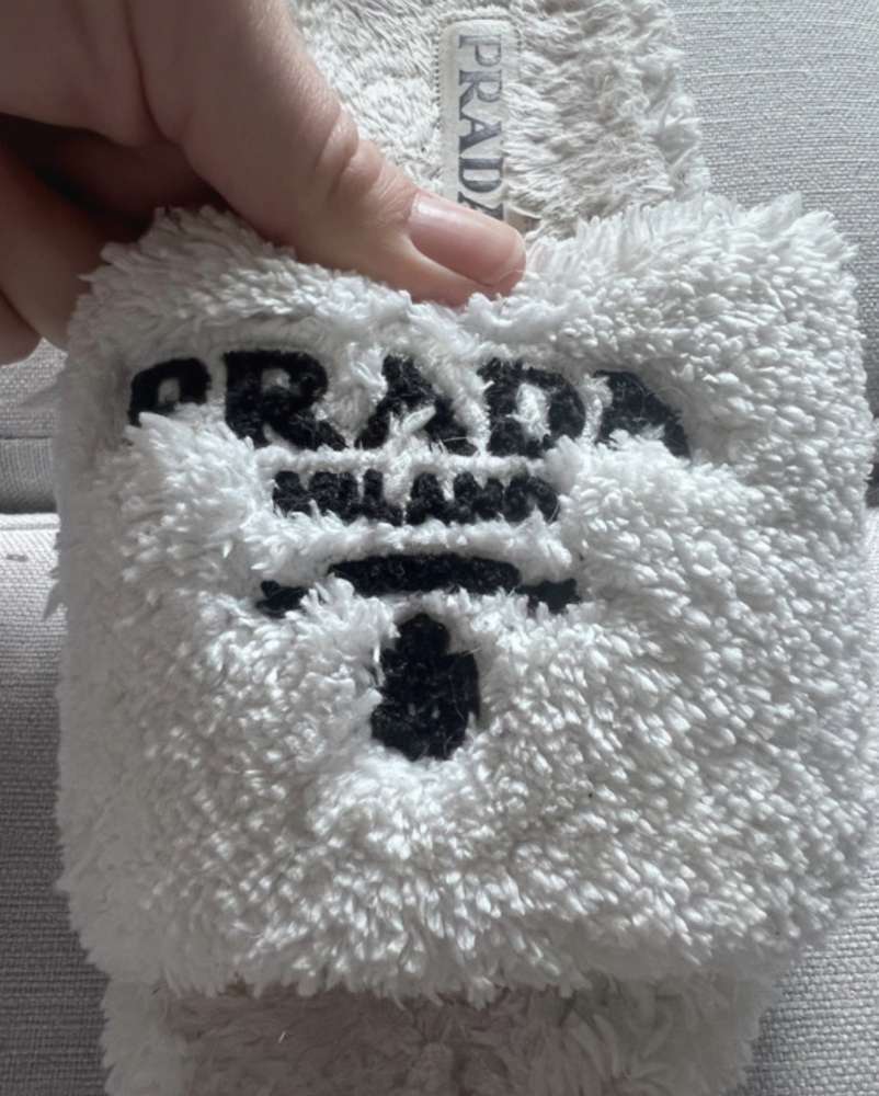 Prada šľapky