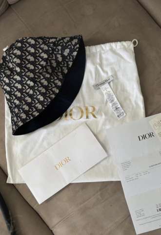 https://www.vipluxury.sk/Dior klobúk