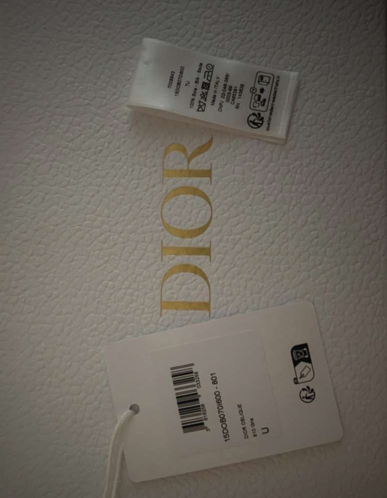 Dior šatka