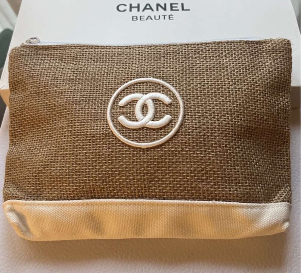 Chanel beauty clutch