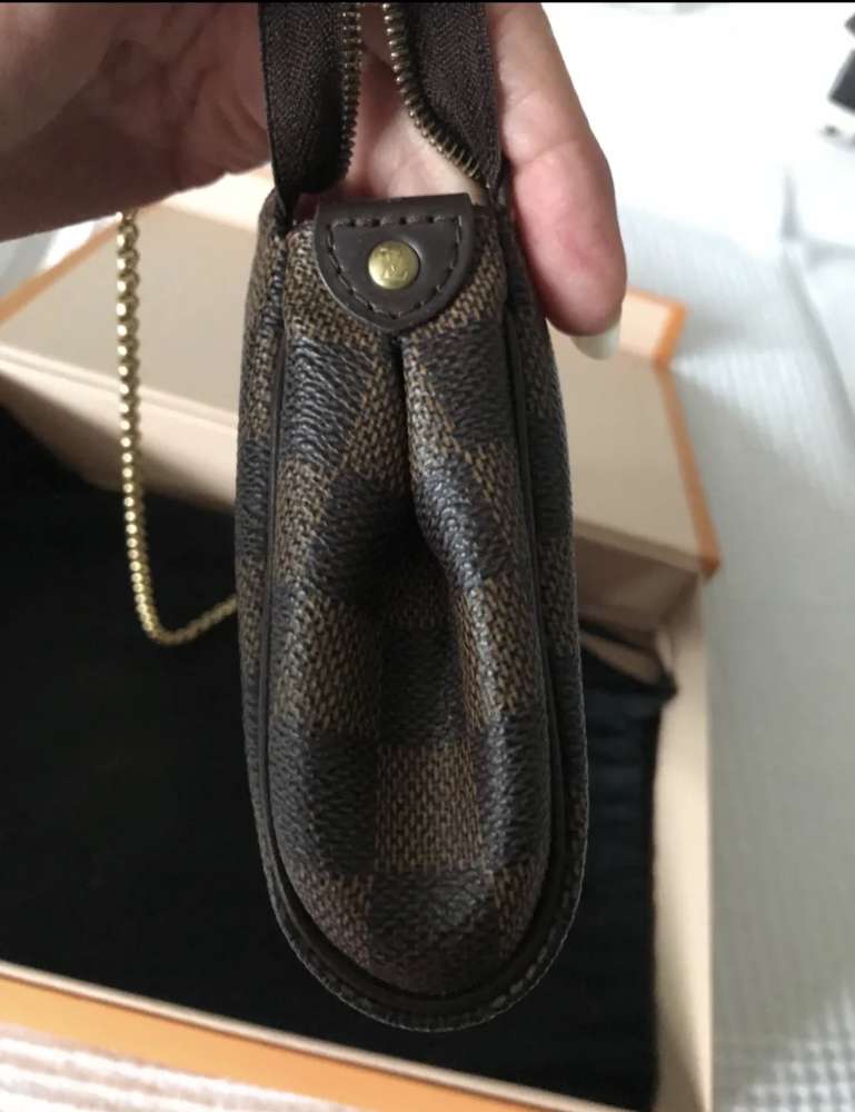 Louis Vuitton Eva