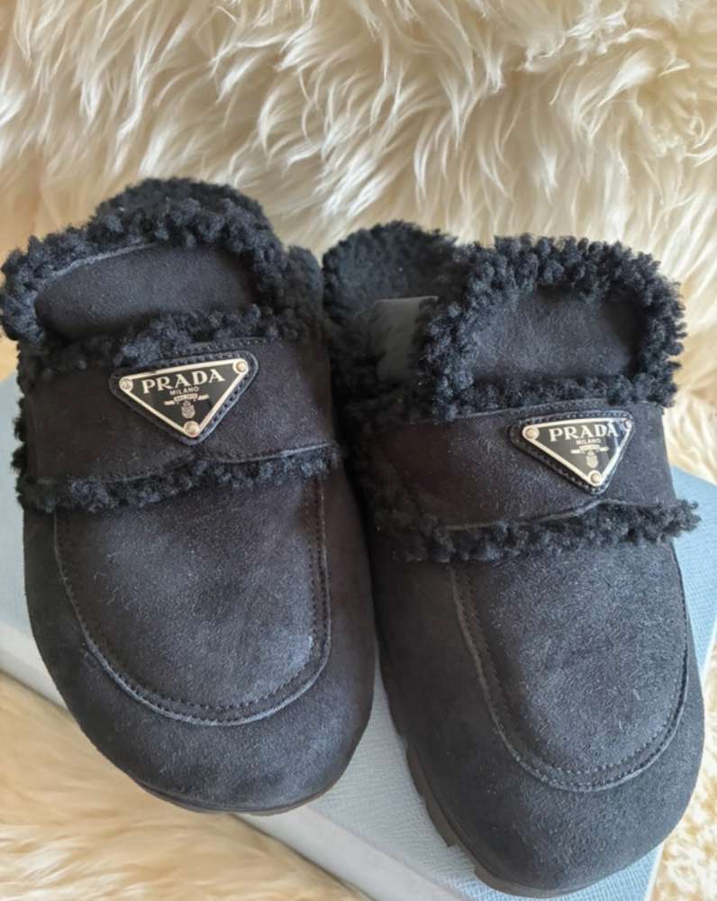 Prada šľapky