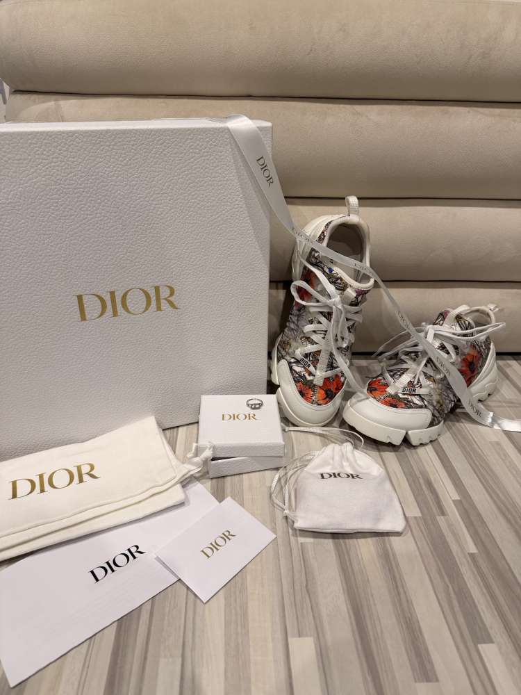 Dior D-Connect “Mille Fleurs” Multicolor