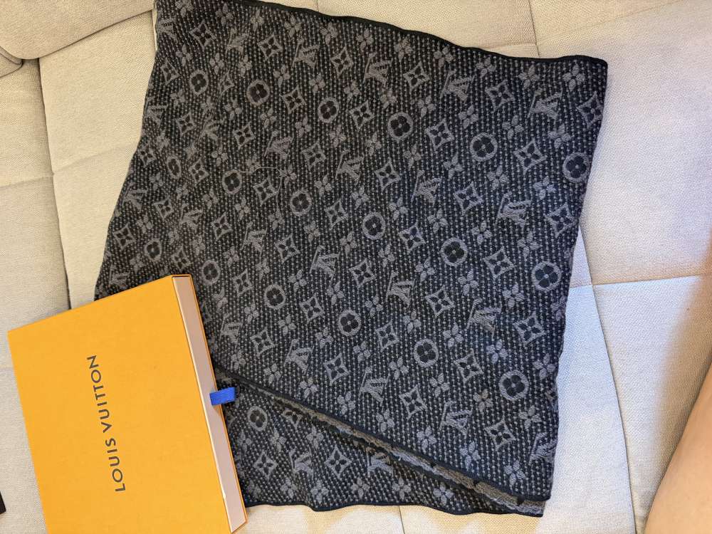 Sal Louis Vuitton pansky
