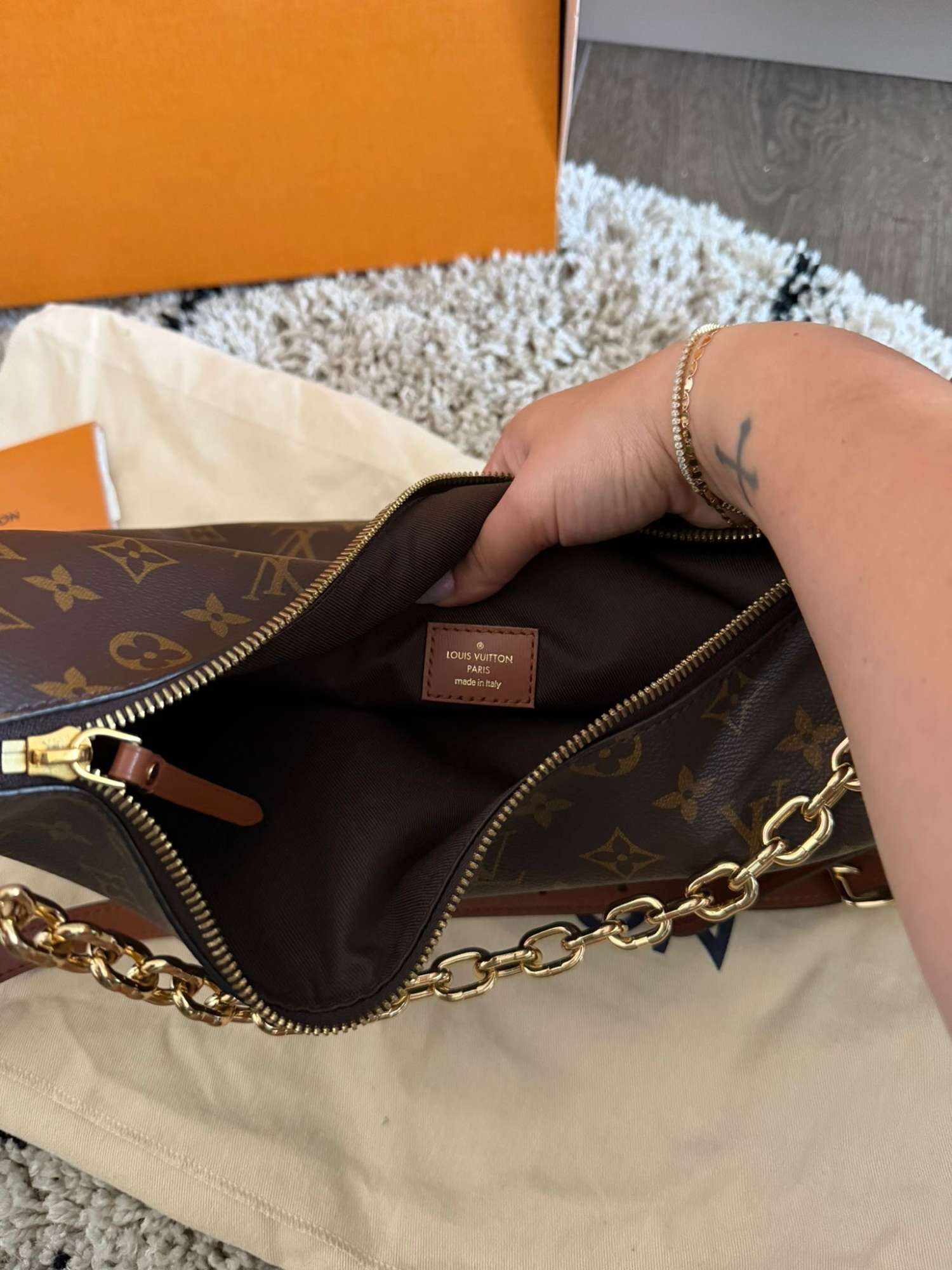 Louis Vuitton Loop Hobo