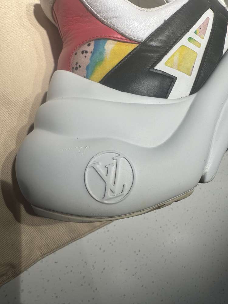 Louis Vuitton LV Archlight