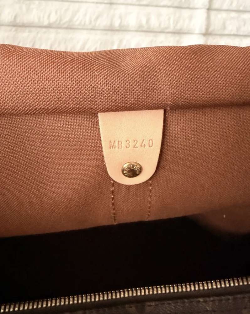 Louis Vuitton Keepall 50