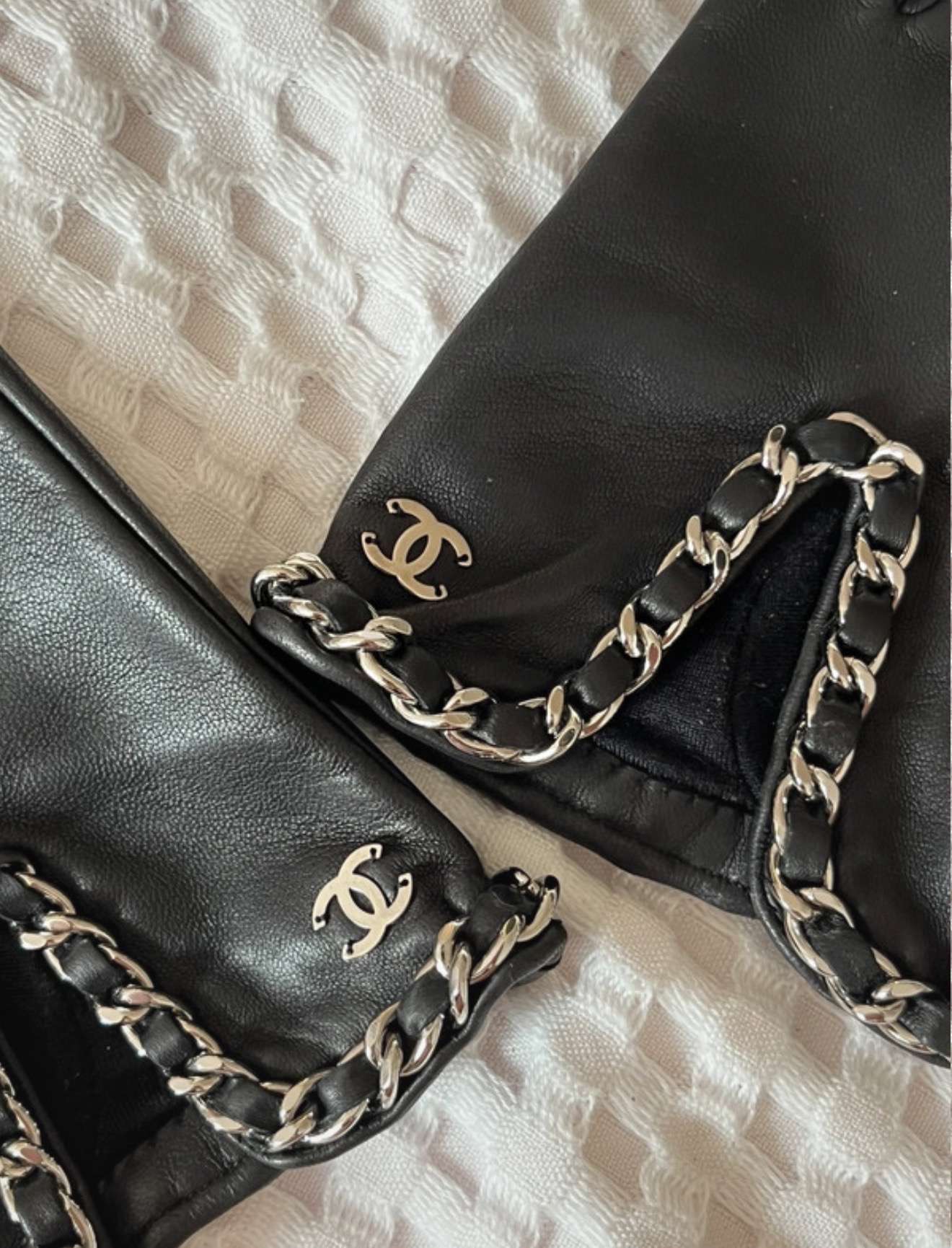 Chanel rukavice