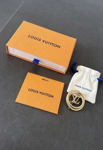 https://www.vipluxury.sk/Louis Vuitton brošňa