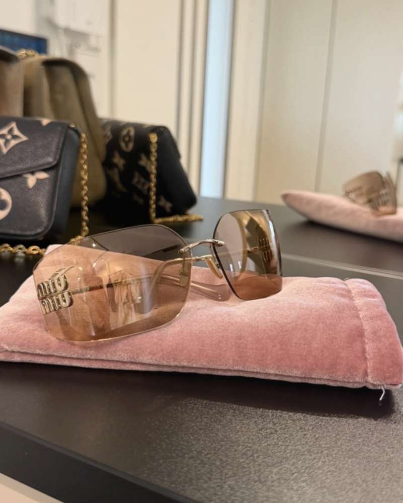 Miu miu okuliare