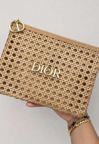 https://www.vipluxury.sk/Dior solar