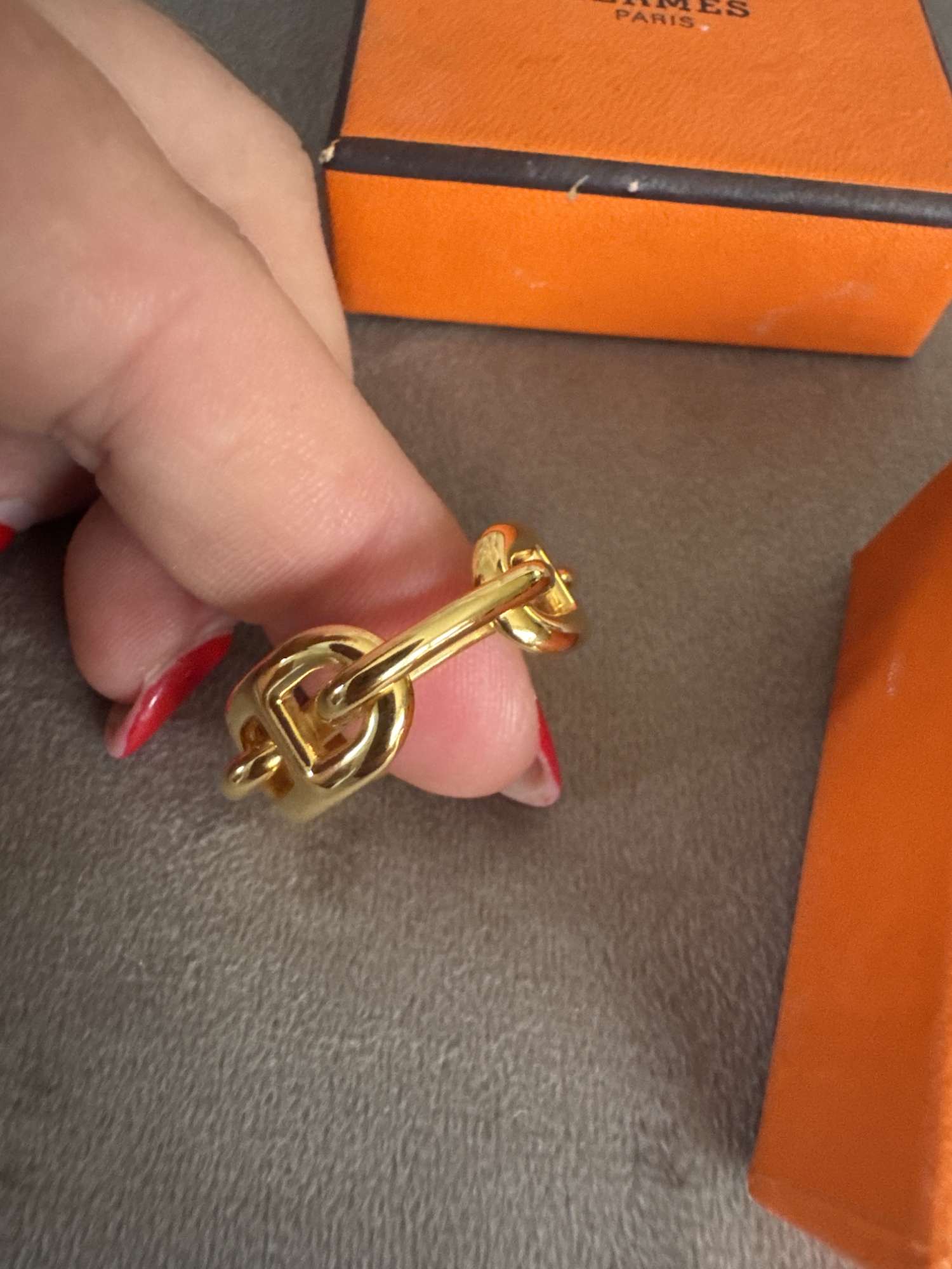 Hermes ring