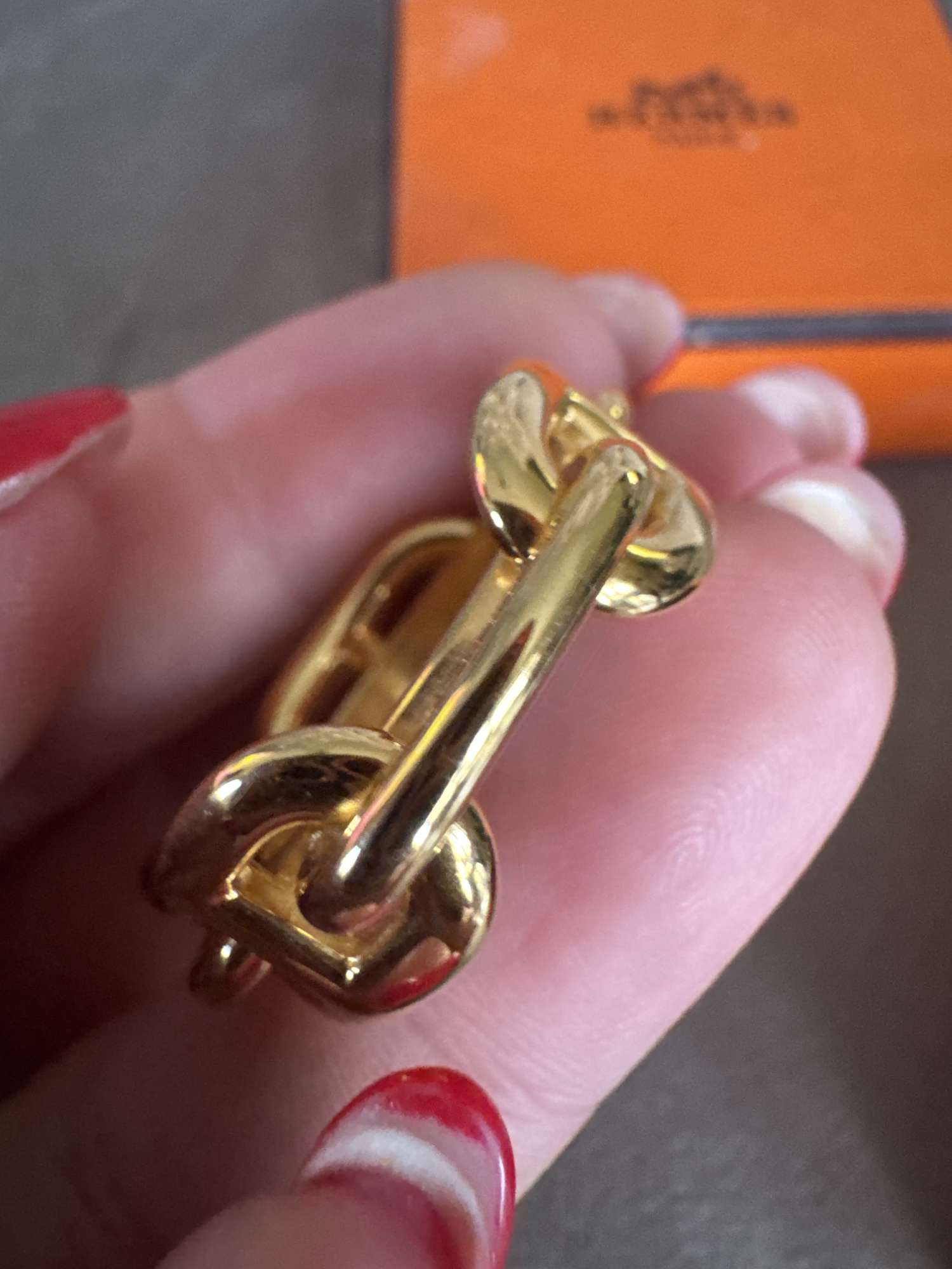 Hermes ring