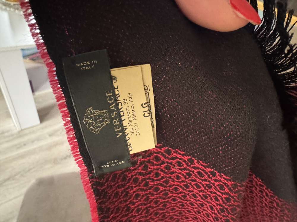 Versace velky kašmírový šátek