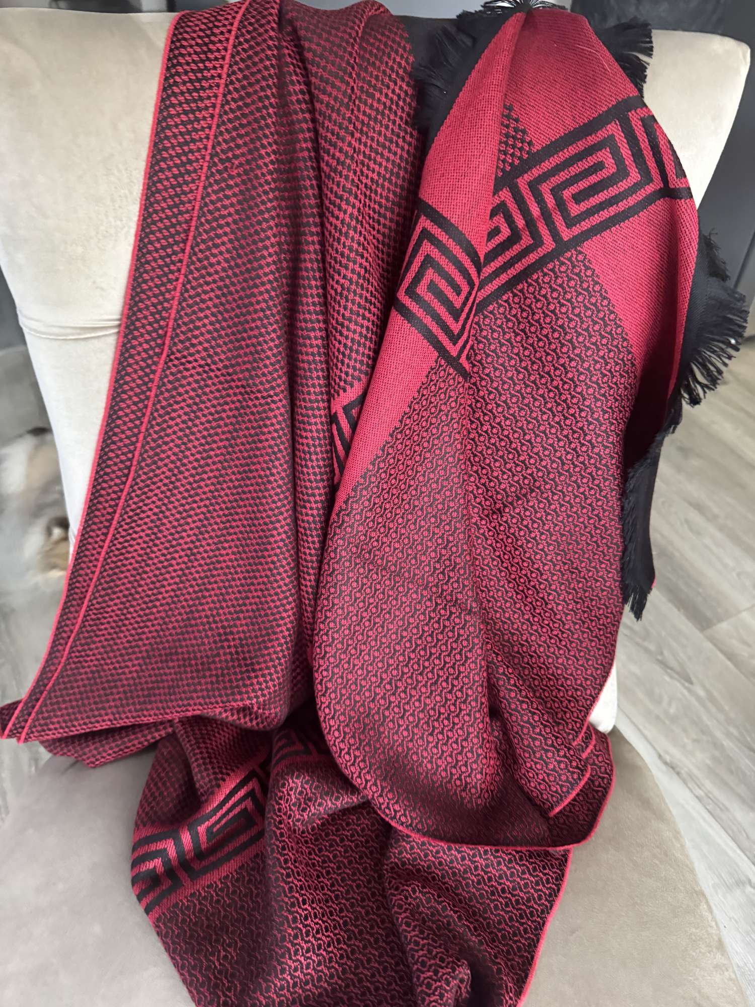 Versace velky kašmírový šátek