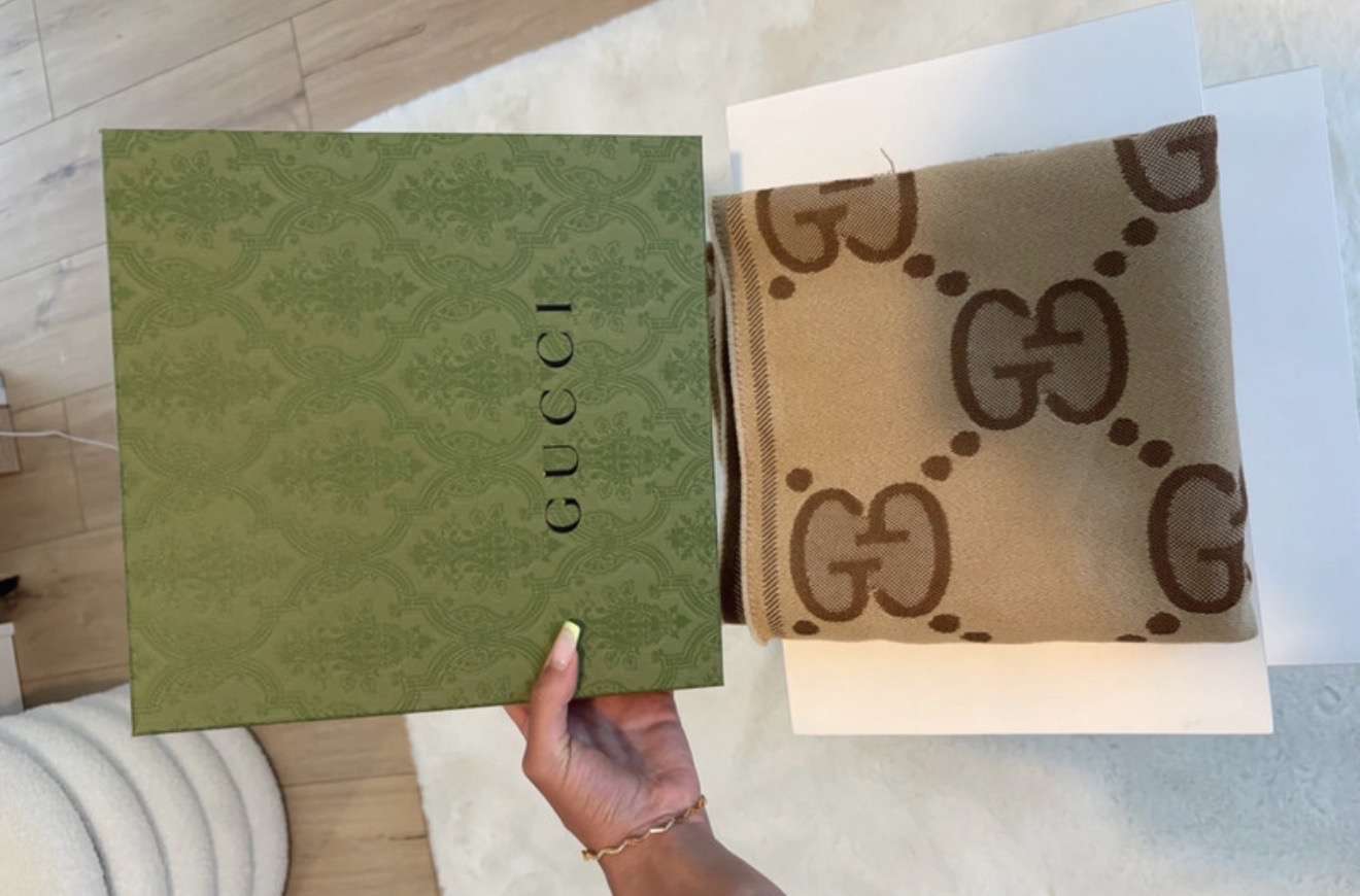 Gucci šál