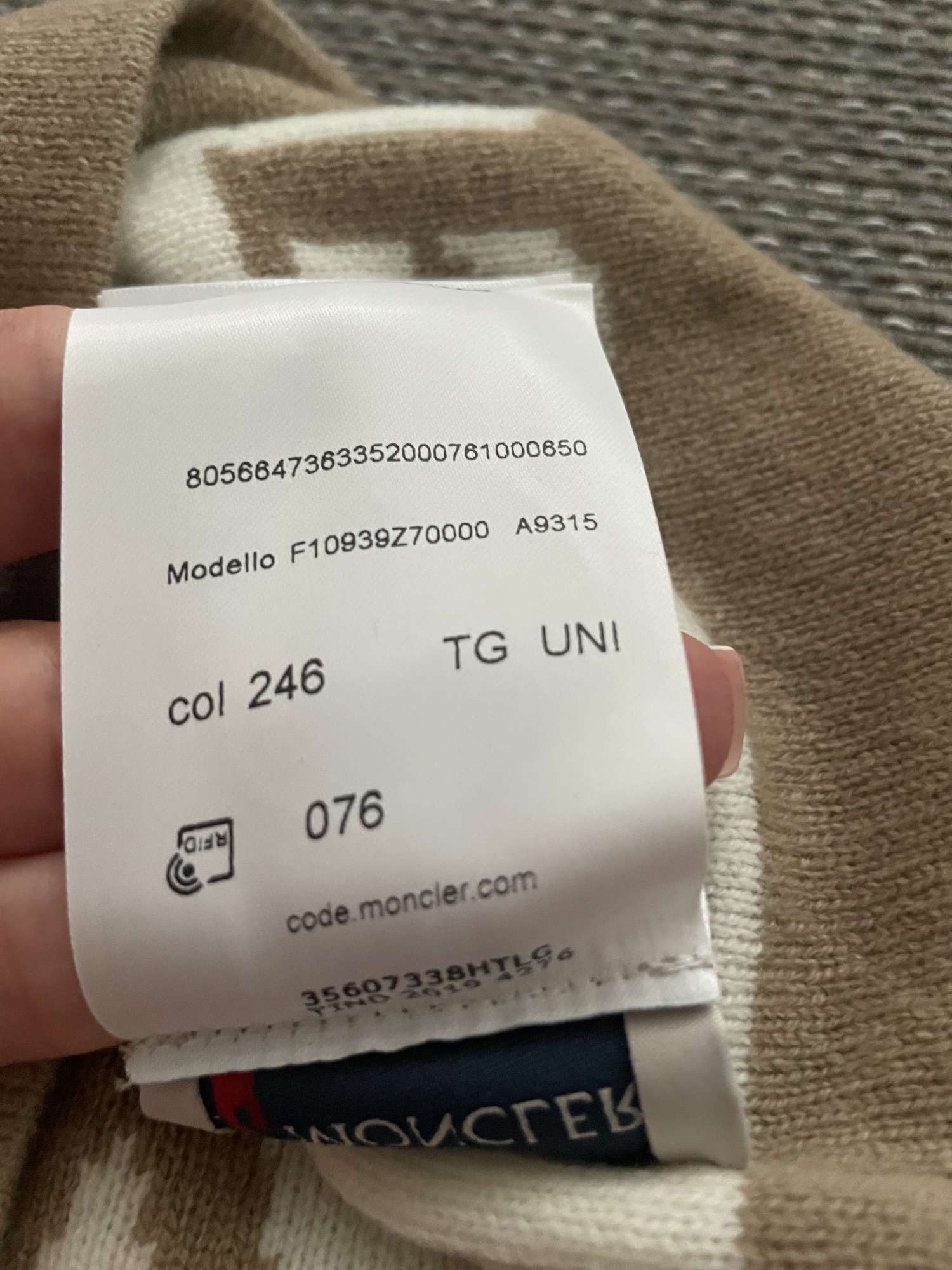 Čiapka Moncler