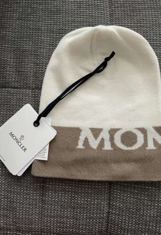 https://www.vipluxury.sk/Čiapka Moncler