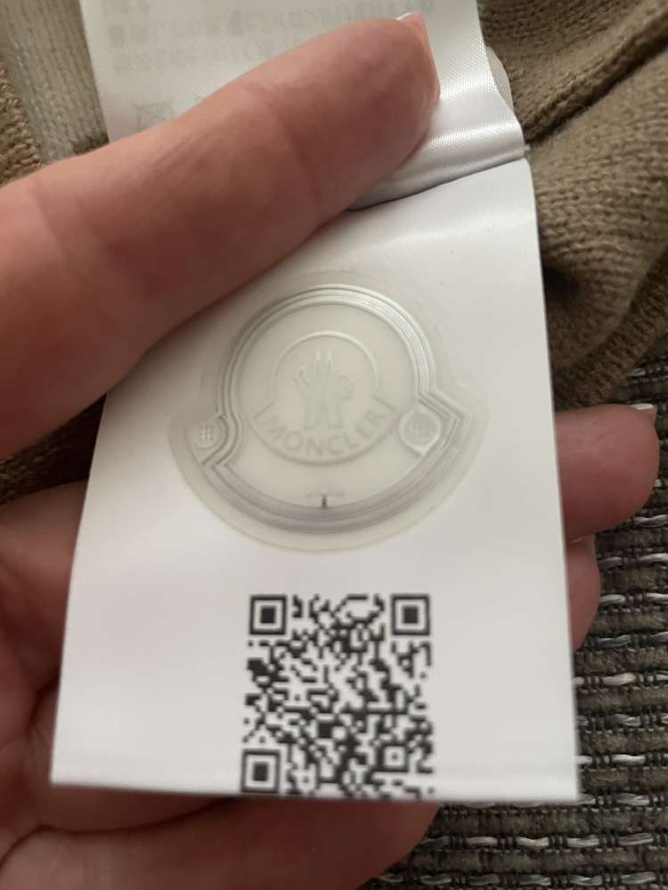 Čiapka Moncler