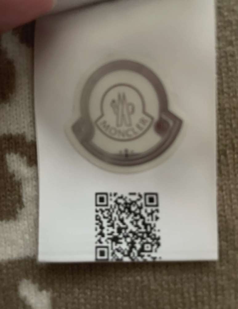 Šál Moncler