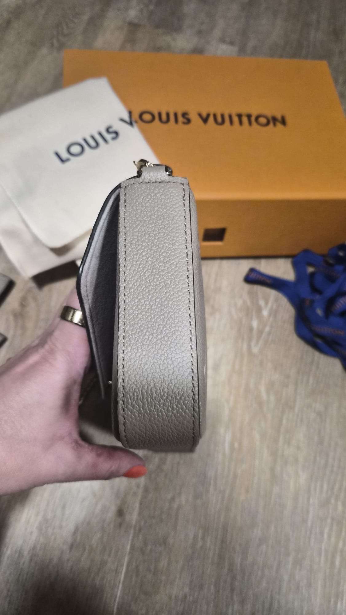 Louis Vuitton Felicie kabelka