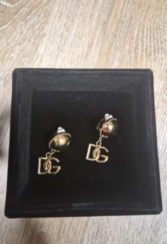 https://www.vipluxury.sk/Náušnice Dolce Gabbana