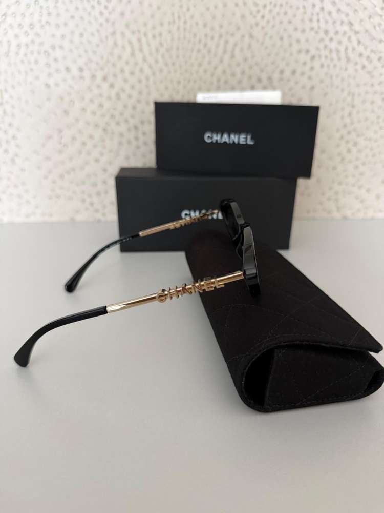 Chanel slnečné okuliare