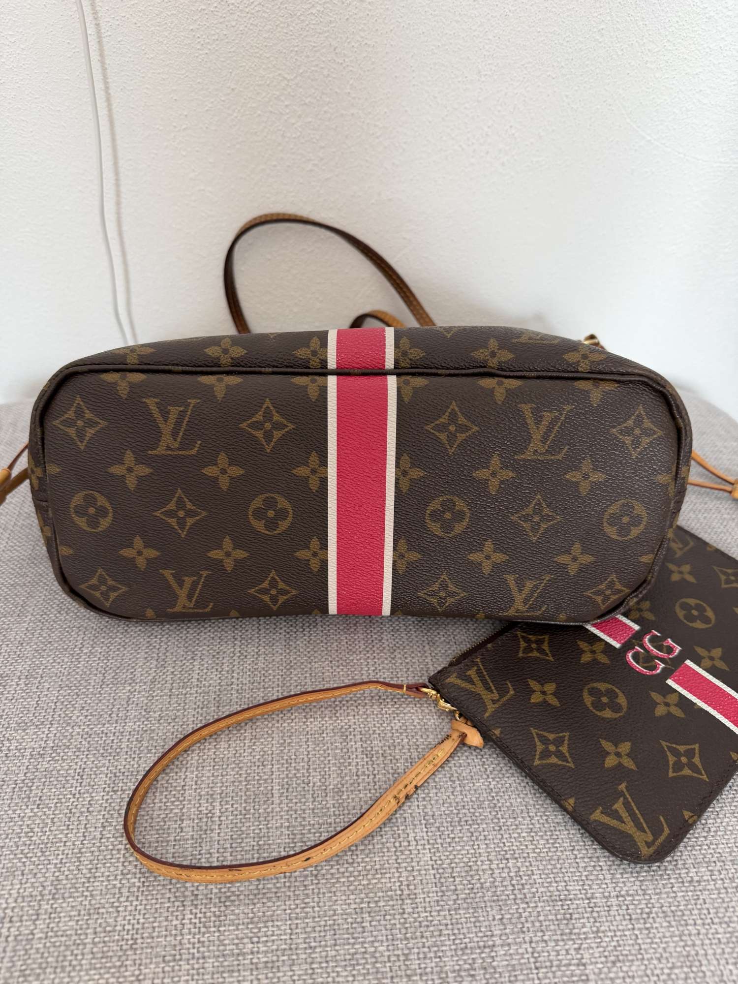 Louis Vuitton Neverfull PM