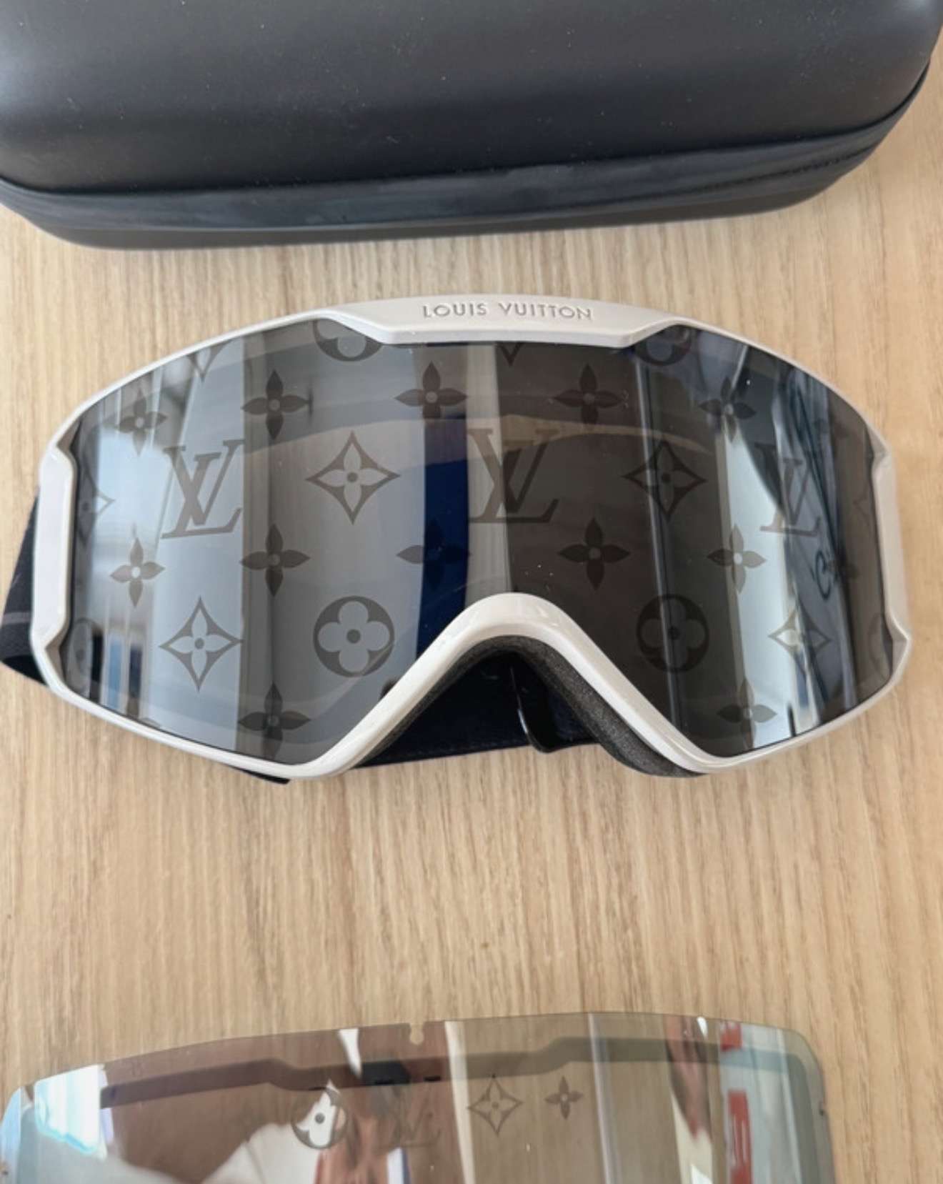 Louis Vuitton lyžiarske okuliare