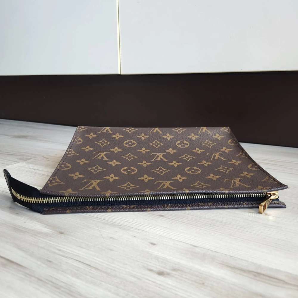 Louis Vuitton Toilette 26