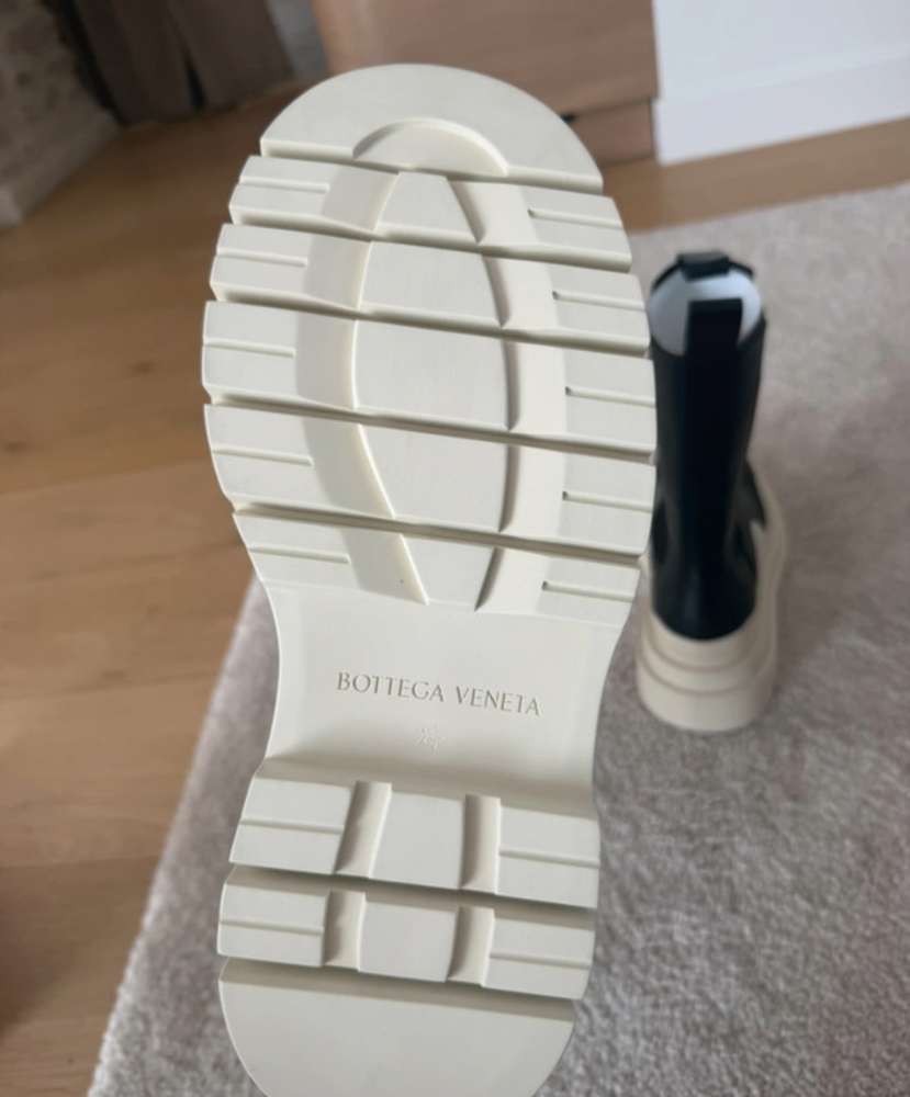 Bottega Veneta čižmy