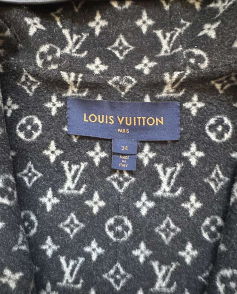 Louis Vuitton kabát