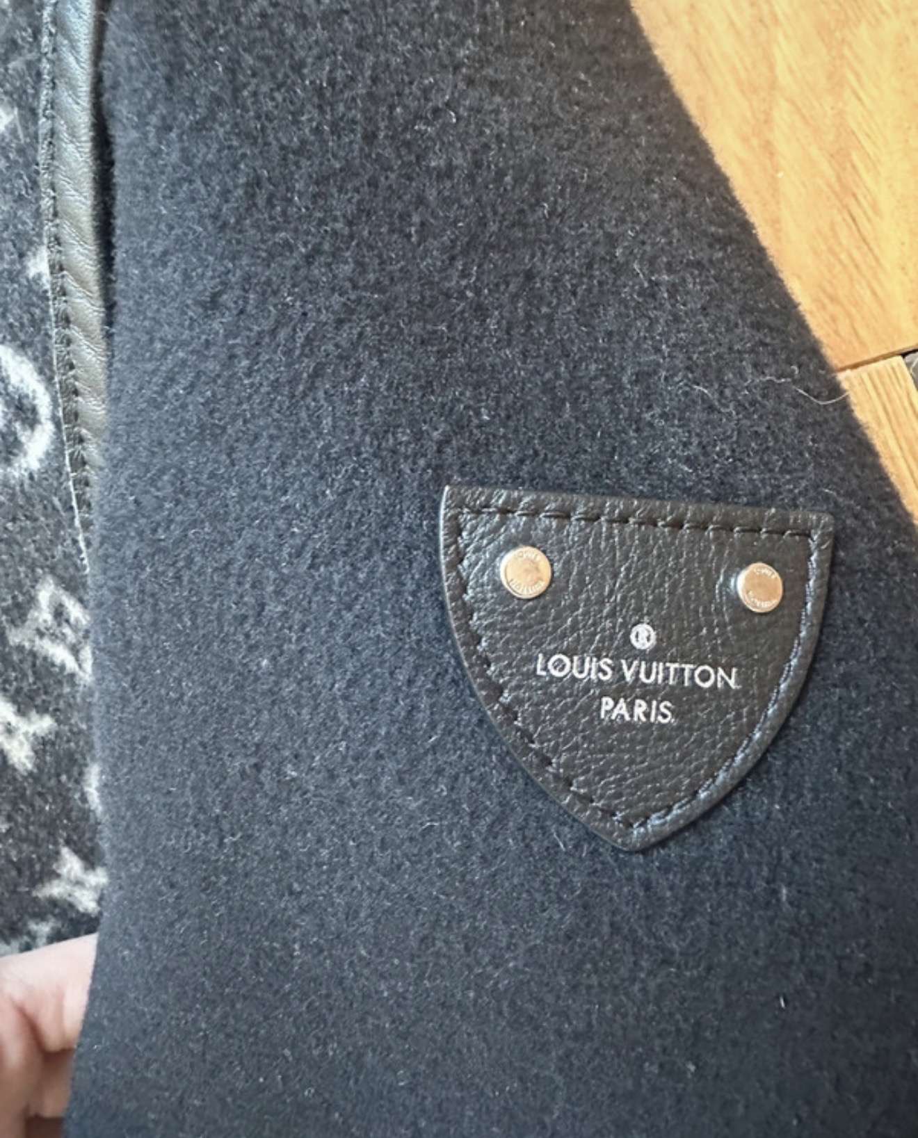 Louis Vuitton kabát