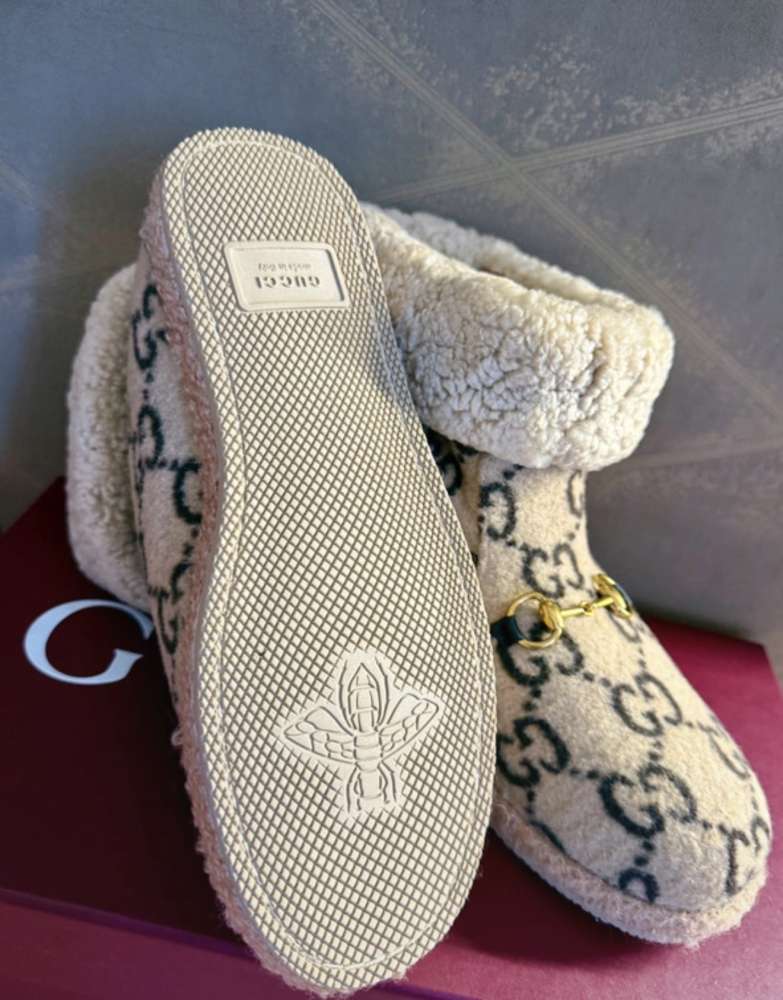 Gucci snehule