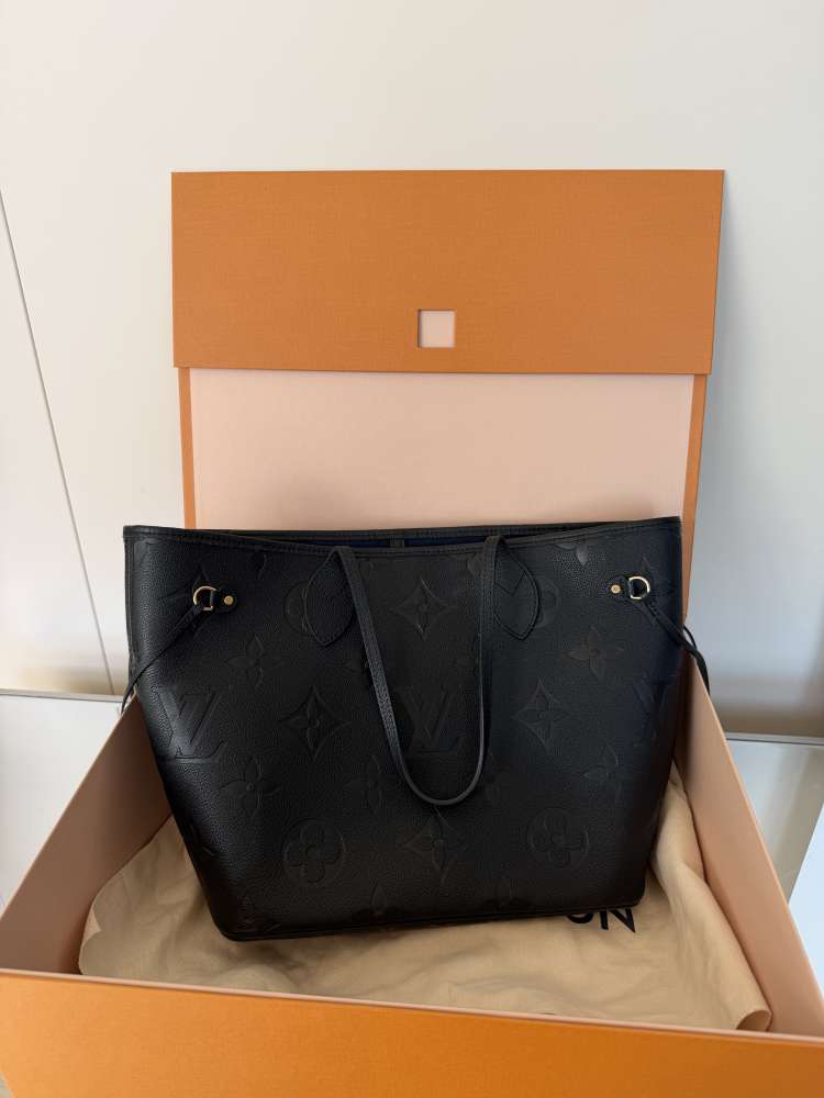 Louis Vuitton neverfull