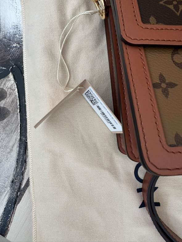 Louis Vuitton Dauphine MM