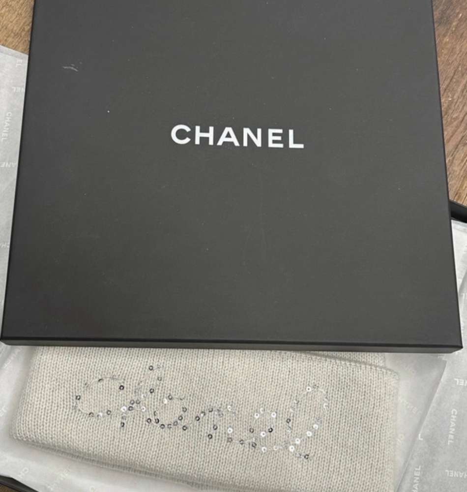Chanel čiapka